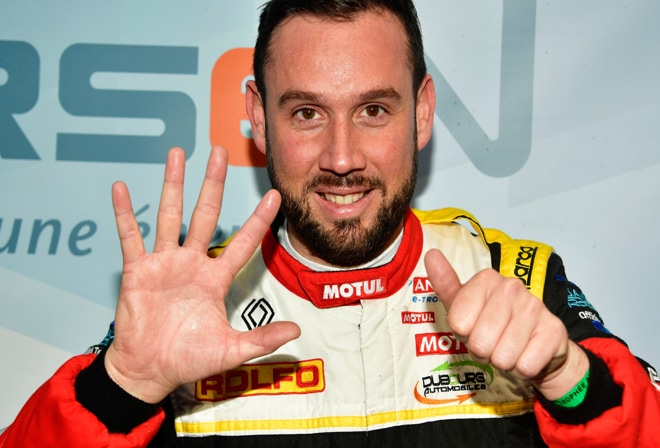 Le <a href="/TropheeAndros_/">Trophée Andros</a> reprend ses droits ce week-end et <a href="/JbDubourg/">JB Dubourg</a> n'a qu'une seule idée en tête ... 

A lire ici: bityl.co/FyO1