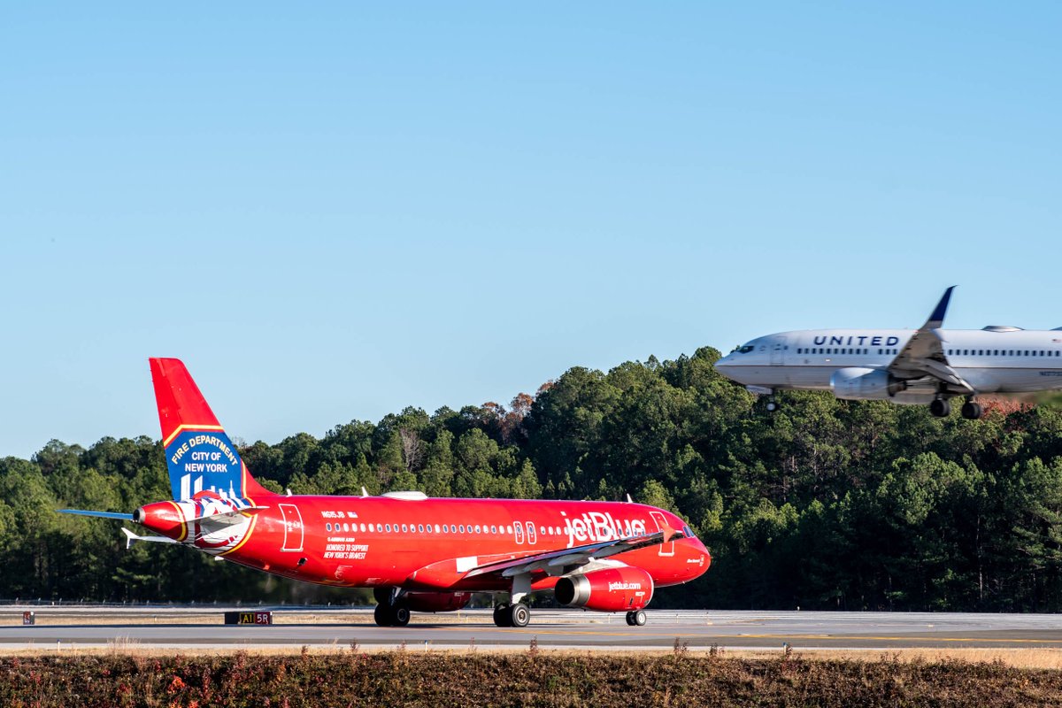 RDU Airport tweet media