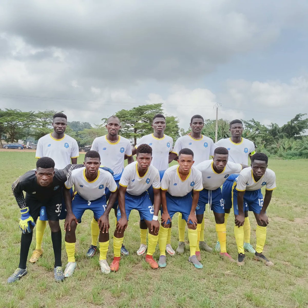 maxunitedfc's tweet photo. @maxunitedfc
#DivisionRégionale
#Saison2022
#ObjectifD3
#MatchAmical
#MaxUnitedFCvsGloryFootballAcademie
Quelques images du match... https://t.co/lla0AtigEH