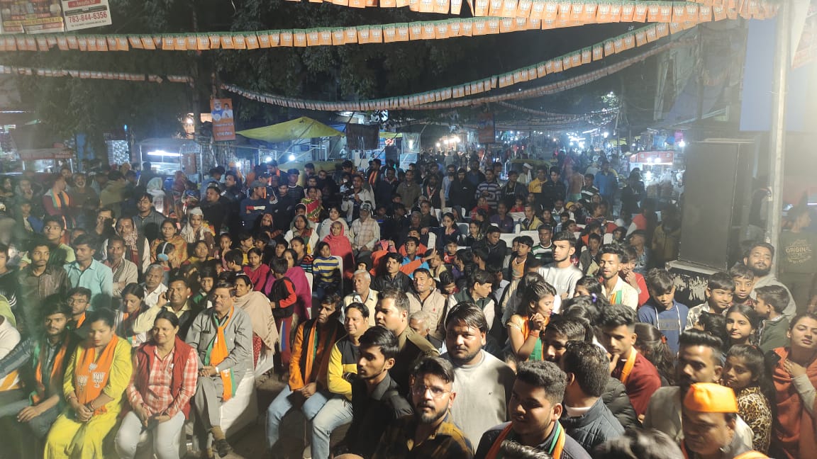 Lakshmirajbjp's tweet photo. त्रिलोकपुरी विधानसभा के वार्ड 192 में राज्य मंत्री अनूप प्रधान जी के साथ जनसभा को सम्बोधित किया।
#BJPINMCD https://t.co/uvp2ShZD0V