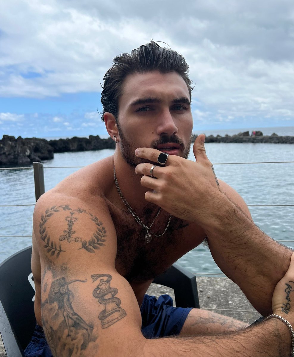 Hot Dudes Good Mood 🇺🇦 on Twitter: "RT @Pllazer: SEXIEST MEN OF YEAR ⚡️ 2022 17 • Michael Yerger