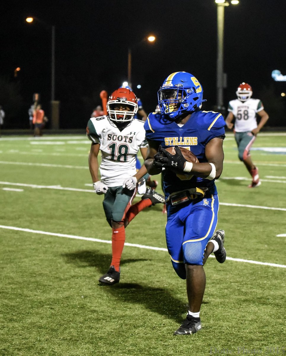 Blessed to receive an offer from Highland🐴🏈<a href="/Cernyn1/">Coach (Mac)Macon</a> <a href="/FSchlagle/">F.L. SCHLAGLE FOOTBALL</a> <a href="/CoachHattenJr/">Coach Sylvester Hatten Jr.</a>