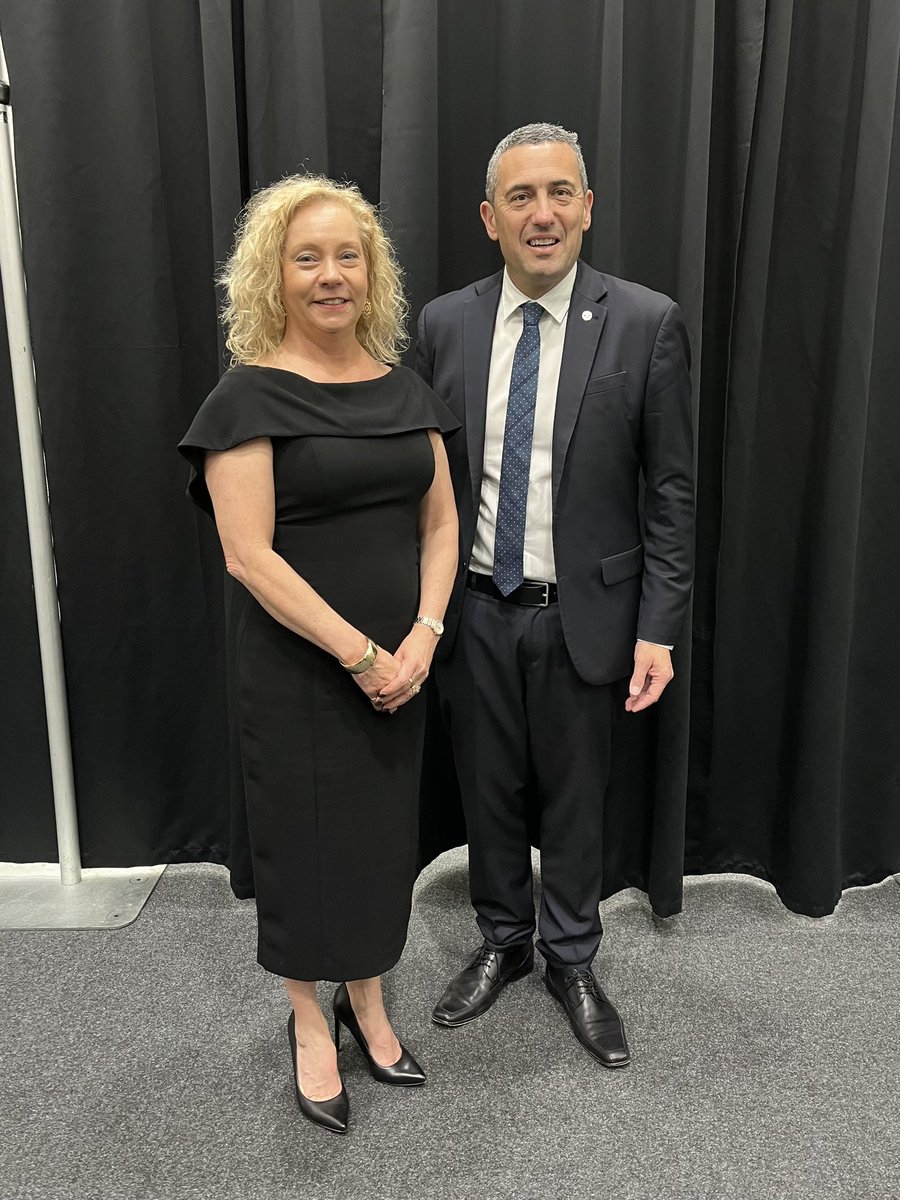 _SAEMC's tweet photo. Excellent to have the Minister for Energy and Mining @TKoutsantonisMP join us to deliver an opening address, pictured here with SAEMC Chair Nicole Galloway-Warland. #saemc22 @DEM_sagov https://t.co/qECA9JI2yT
