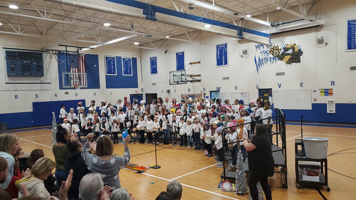 FieldParkPE's tweet photo. @GoodrichSchool 1st and 2nd grades were amazing!!!
Another great show with @good_music114 https://t.co/IIW4JOMLGT
