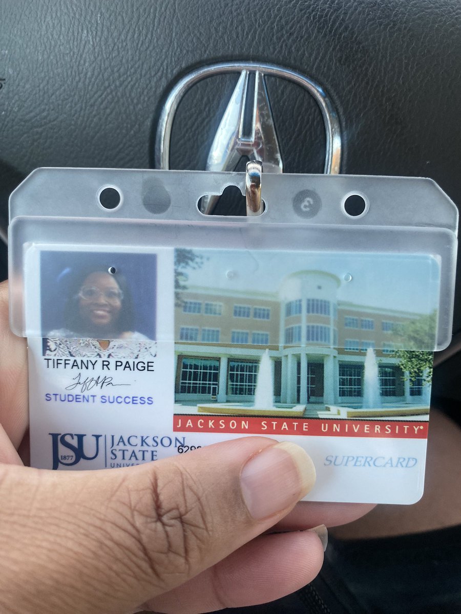 So a thing happened today. I started the next chapter. I get to do meaningful work at my dear old college home. #TheeILove💙🤍❤️