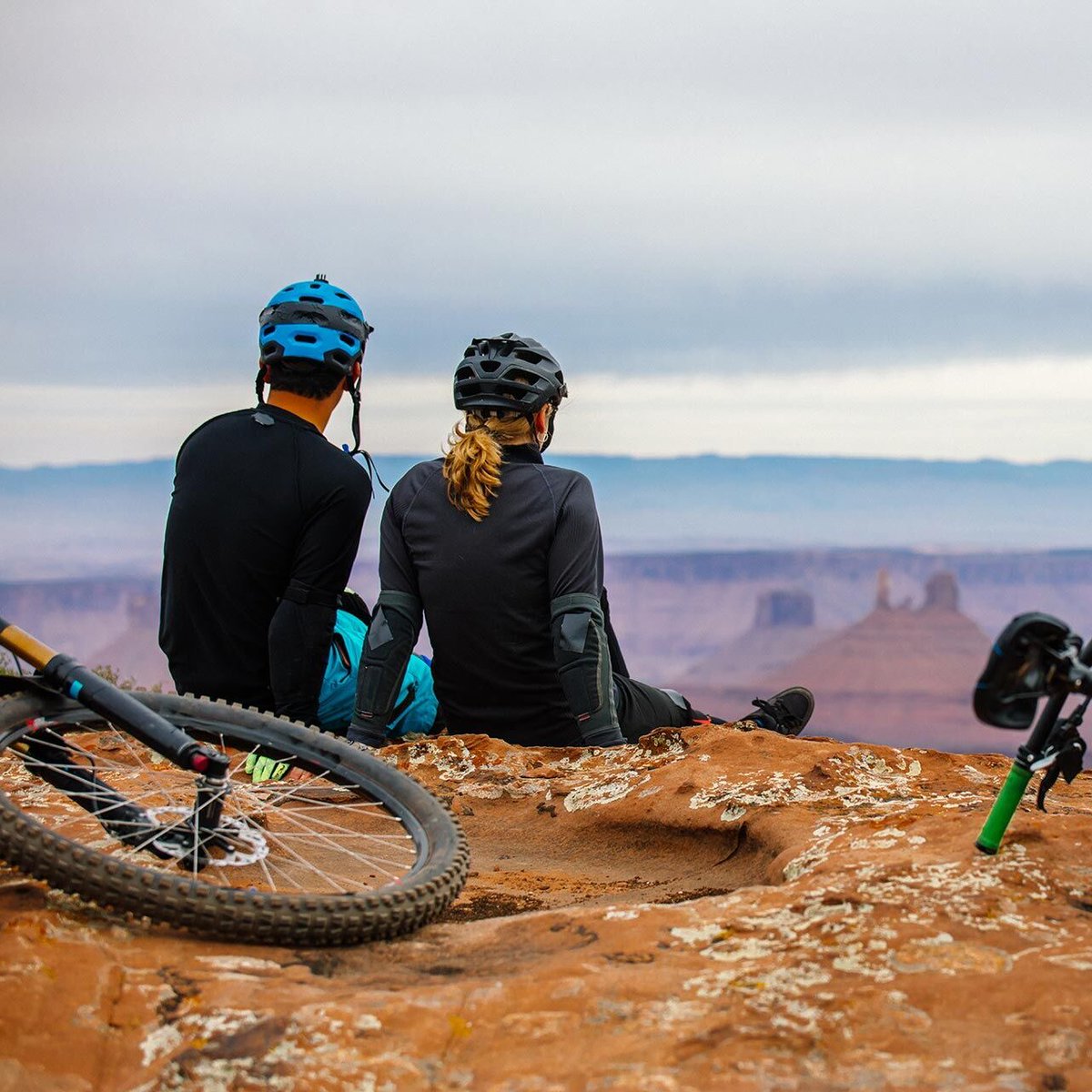 Adventure and Recreation is just one of many approaches in Red Mountain’s suite of healing modalities. It represents one more way in which RMS exceeds the standards for programs of its type and goes beyond expectations to support our students.

#AdventureandRecreation