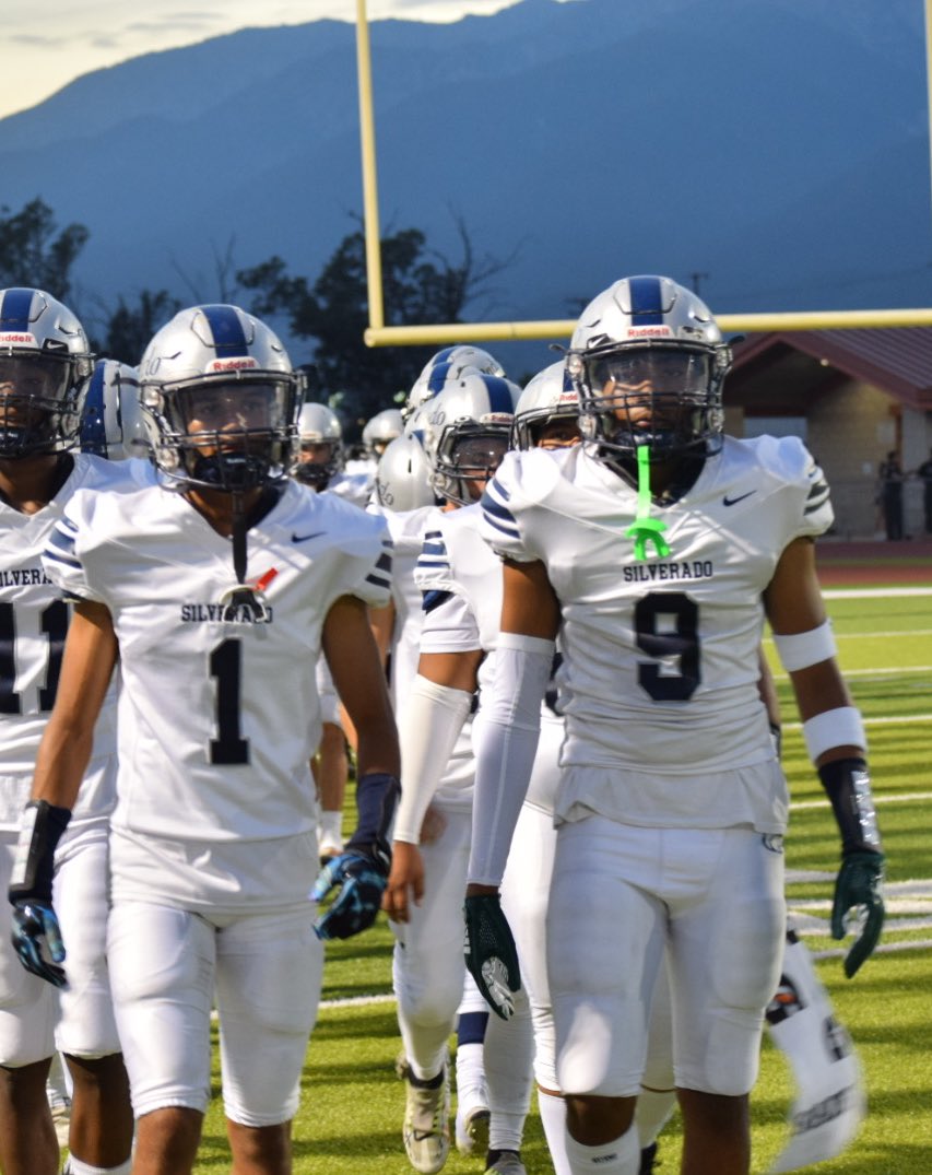 DarrenGandy_'s tweet photo. After a long recruiting process, I’ve decided to commit to Sacramento State and pursue my dream of playing D1 football.
 #StingersUp #LONGLIVEREED❤️ @Coach__Osborne @keronjones9 @Dgray2428 @CoachSlack67 @Silverado_HS @SacHornetsFB @RadoFootball @DevinGandy_ https://t.co/SPRxDBXgip
