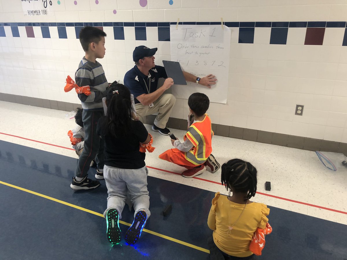 Alexander Gray tweet media