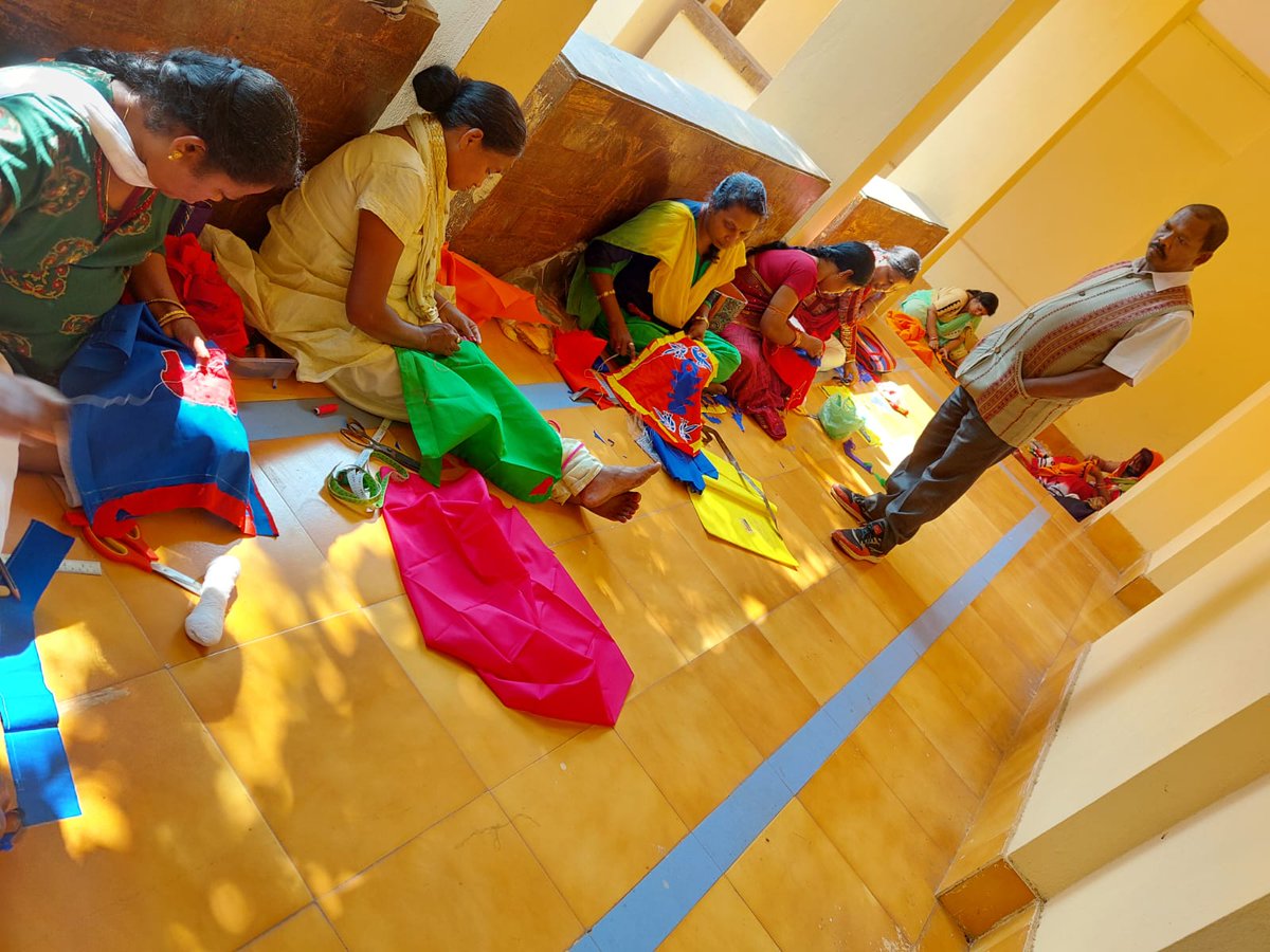 Sidac_Odisha's tweet photo. Skill test of Applique artisans for empanelment as Master Craftsmen (MCM) conducted by SIDAC on 1st december, 2022.
.
.
.
#handicrafts #applique #artisans #craftsman #skilling #development #skillanddevelopment
@HTH_Odisha @DhciOdisha https://t.co/BAs6BetEV4