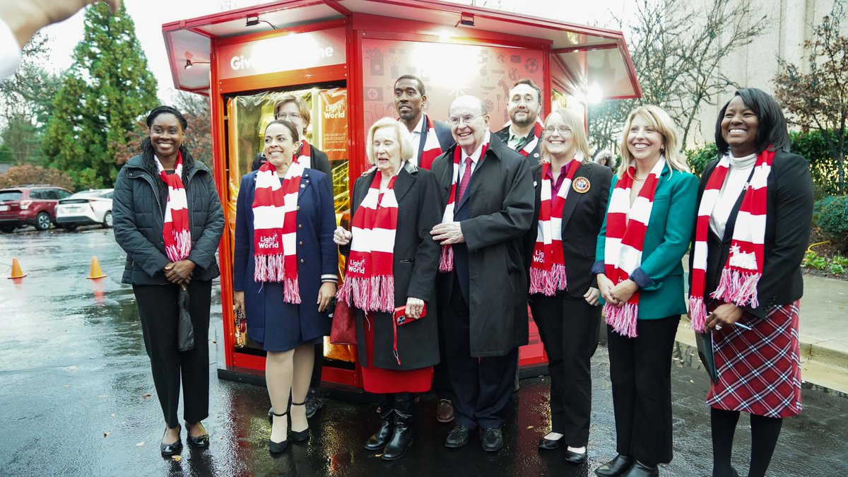 Our Giving Machines in Washington DC were launched today with our amazing community partners: House of Ruth; Laurel Boys and Girls Club; TAPS; World Food Program USA; The American Red Cross; LSS NCA.