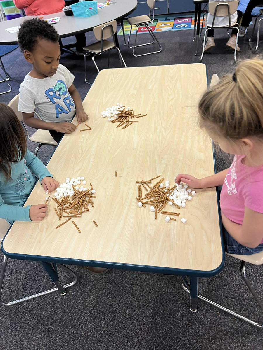 Check out Mrs. Certain’s PK class and their constellations! Students ended their space unit with a yummy treat! <a href="/csfhotdogs/">Community Schools of Frankfort</a>