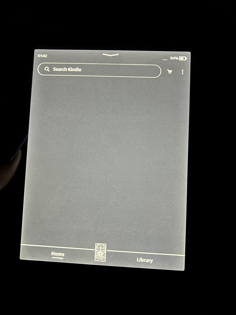LinziReadsBooks's tweet photo. So after 11 days of owning a kindle the damn thing broke and is unsalvageable - like why does this always happen to me (replacement arriving in a day let’s see if it lasts longer) 😒 https://t.co/LxKZj45u1h