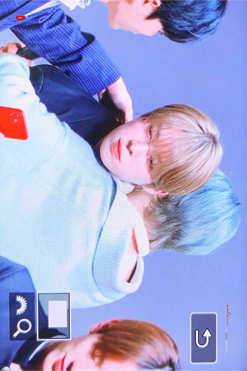 CHAN0916com's tweet photo. 📸::221201  @by_verivery 

추워하는 여노 안아주기

#민찬 #홍민찬 #MINCHAN #베리베리 #VERIVERY #VRVR #REDSUN #레드썬 https://t.co/yPND2hqInG
