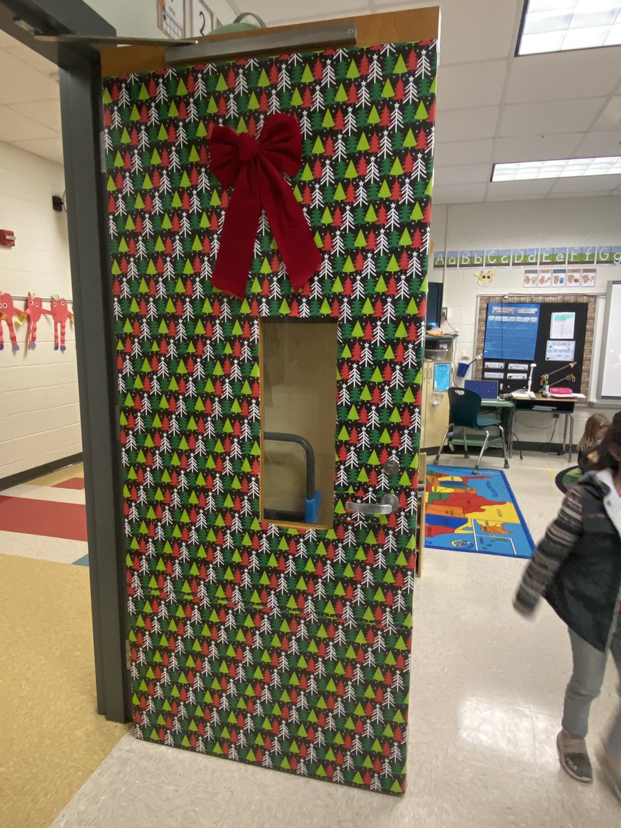 ashleymalk's tweet photo. It’s beginning to look a lot like Christmas. Our classroom elf arrived this morning! The kids were beyond excited that Santa sent an elf. He is watching over us and we are excited to see what kind of shenanigans he brings to room 5 @CedarForestES. https://t.co/Rj1AjqcejE