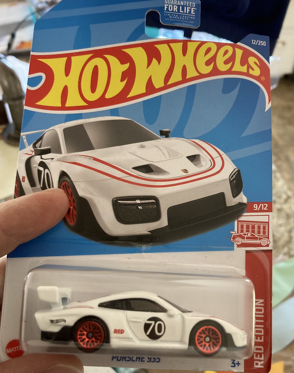 GerhardM_com's tweet photo. @GVNDIECAST Aw man, wish I could have traded something for that Bone Speeder, too! But Red Edition Porsche lives up to (my self imposed) hype! https://t.co/X6MctMEDW5