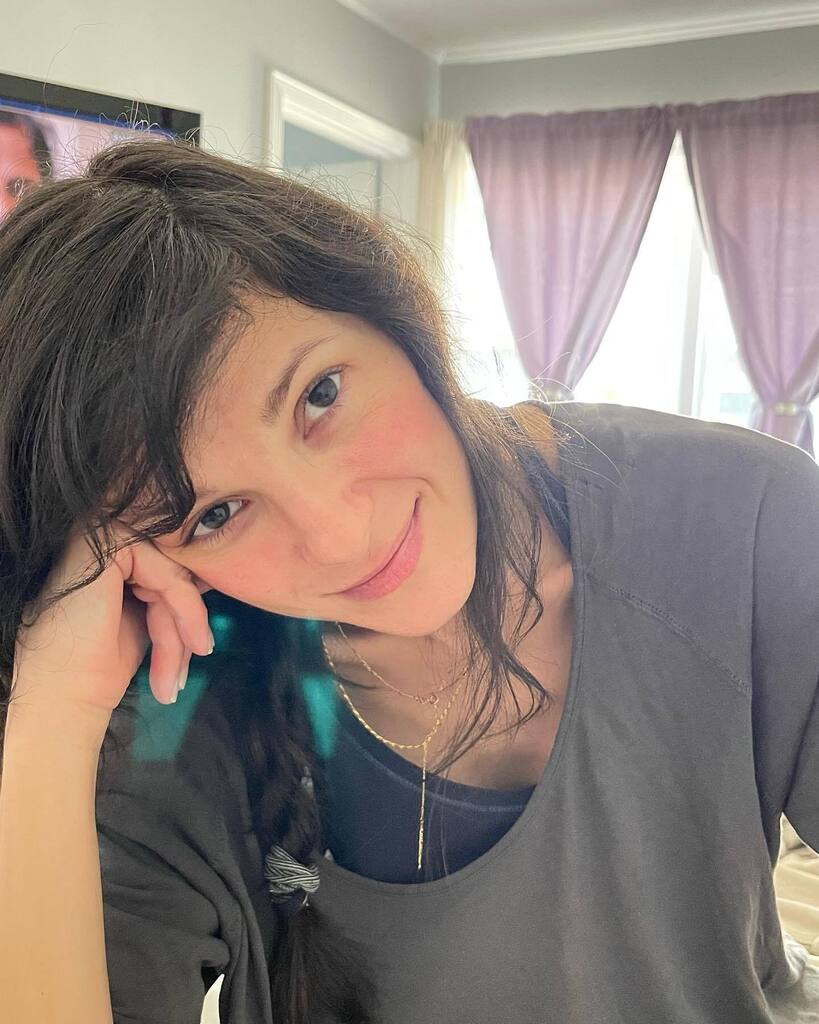 pliersandstring's tweet photo. AGL if I could get away with posting only pics of marina all day long I would loll - but see, I added some jewelry shots here, so this post is commercial, which means love is now a tax write off 😚💗 —r. #pliersandstring #loveiscommerciallyviable #unfi… https://t.co/KV4gtZqyst https://t.co/KAqxlB9fOe