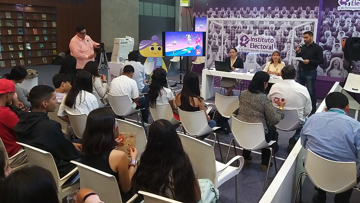 IEECOLIMA's tweet photo. 🔴 #AlMomento Consejera Presidenta del @IEECOLIMA, Adriana Ruiz Visfocri; y Consejera Electoral, @MarthaIzaH; presentan Revista de Resultados del Proceso Electoral Local Colima 2020-2021. Síguela en vivo por aquí 👇🏽
https://t.co/H23leZSEtI https://t.co/dnHiRYOx6e