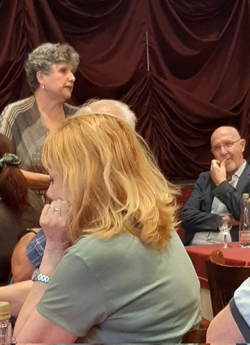 Prensapdpcaba's tweet photo. Hoy en el bar Homero Manzi Invitados por la sede Horacio Thedy para hablar sobre el rumbo  a seguir https://t.co/0Jxe3KjTuV
