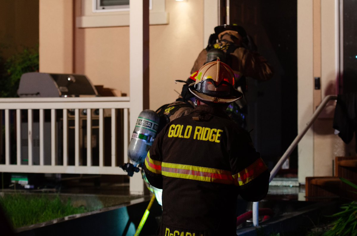 AirAttackImages's tweet photo. According to the Sebastopol Fire Department the fire caused approximately $750,000 in damage. #sebastopol https://t.co/T4OBYVfAUc