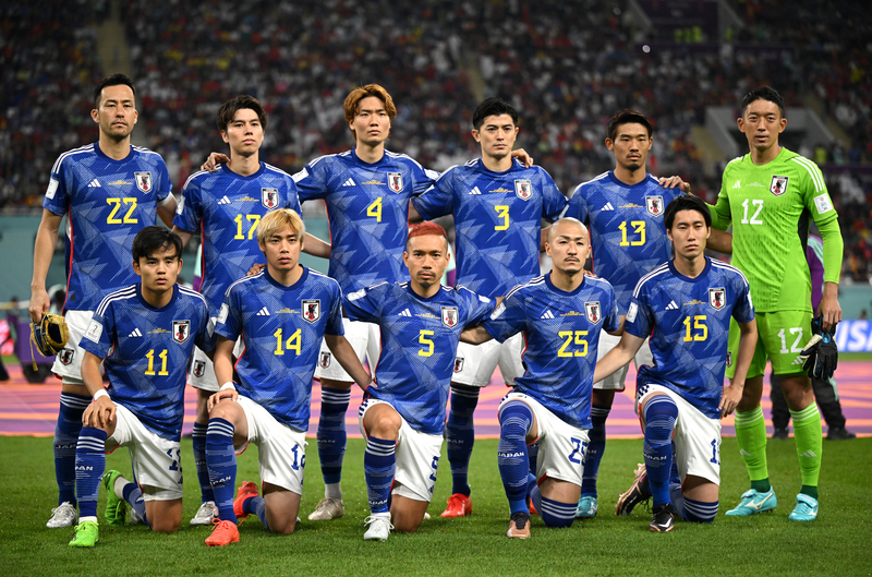 死神は日本やったな サッカー日本代表 死の組 でドイツとスペインを破って1位通過という漫画でもボツにされそうな展開に 4ページ目 Togetter