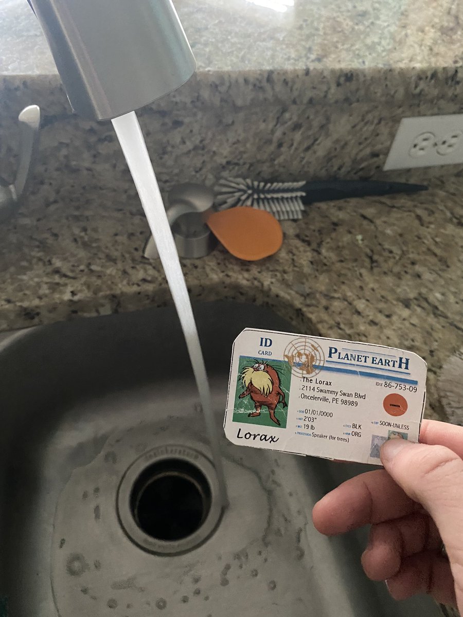 franklin_lorax's tweet photo. Thanks to the Oak Creek Water Treatment plant I am able to get clean and good water straight to my home. @franklin_lorax #apesintro https://t.co/pjp7atTsCE
