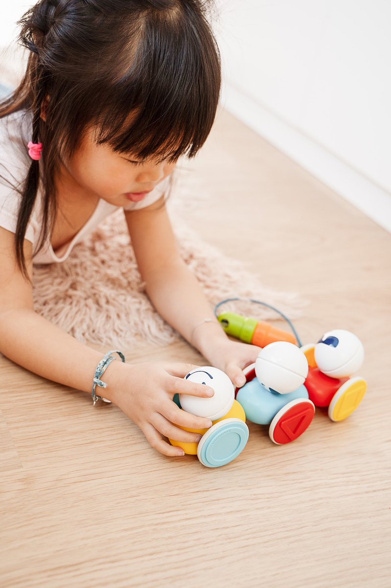 Hold on tight… it’s going to be a wobbly ride! 

Put your smiley faces on and light up the room with a touch of magnetic magic! 

#smartmax #wobblycars #magnetictoy #constructiontoys #pullalongtoys #learningthroughplay #toddlertoys