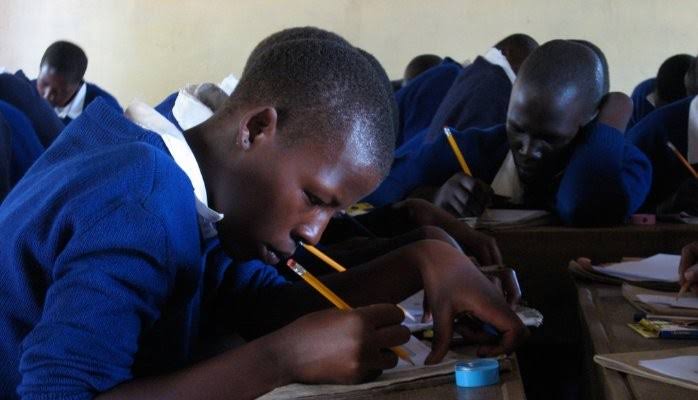 wsarah792's tweet photo. Due to poor financing, the quality of education offered is affected by poor attendance and inadequate preparation by teachers at all levels. The morale of teachers is low due to basic condition of service and low salaries. #FundBasicEducation @NGRPresident @nassnigeria @UNICEF https://t.co/jv3Sa9fm19