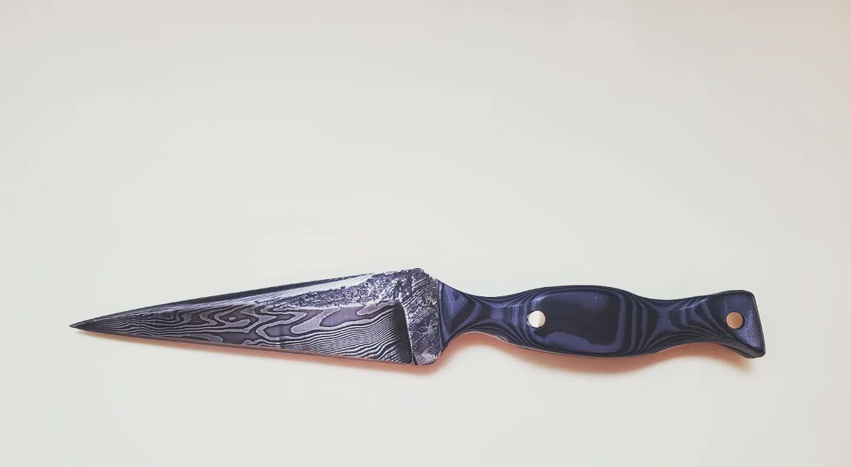 Jmac8907's tweet photo. Went forging with @carou_cell during our honeymoon. I made the dirk and she made the axe. It was her first time and she did one hell of a job. https://t.co/puupCl0XxA