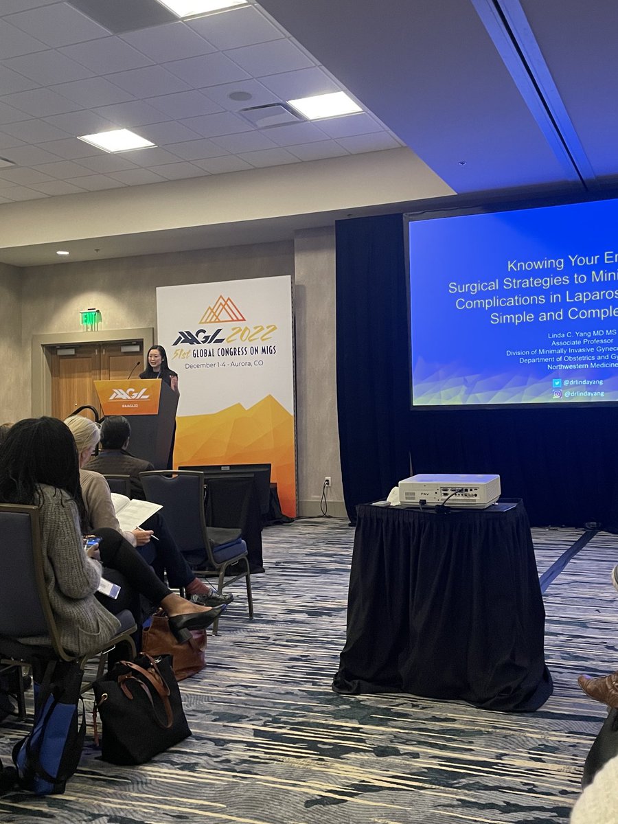 Dr Linda Yang providing tricks and tips <a href="/AAGL/">AAGL</a> #MIGS at the global congress.