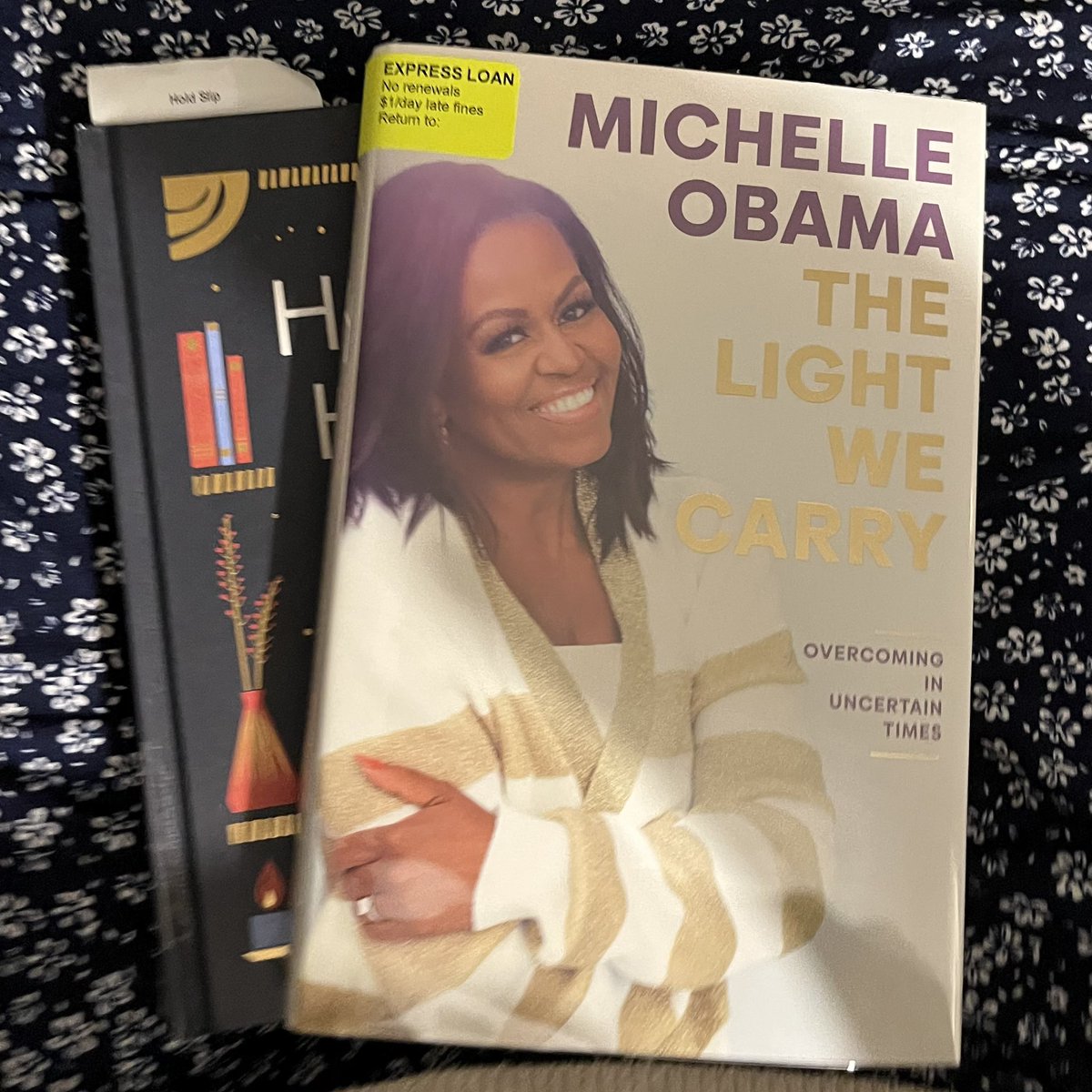 readsbythesea's tweet image. Can’t wait to read this one. ♥️ #WeekendIsBooked #BookTwitter