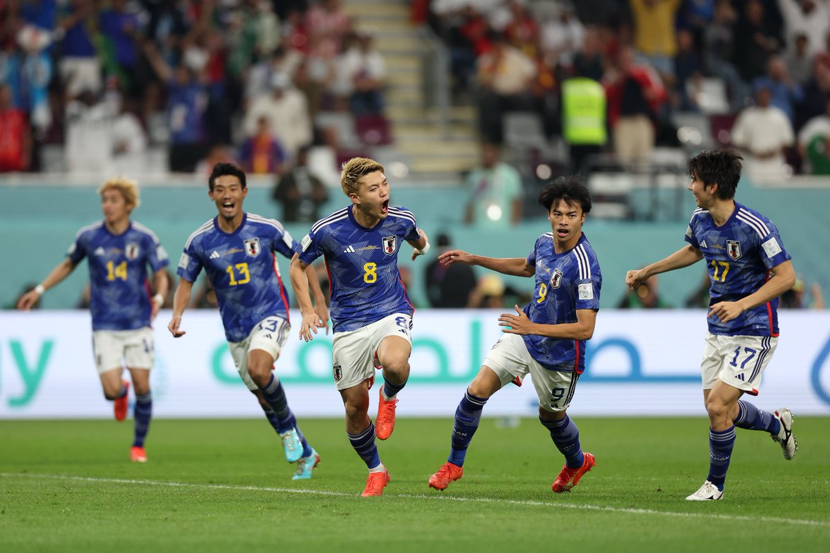 fifaworldcup_es's tweet photo. Oliver, Tom, Andy, Steve y Shingo 🇯🇵 https://t.co/DVVR5mQmiR