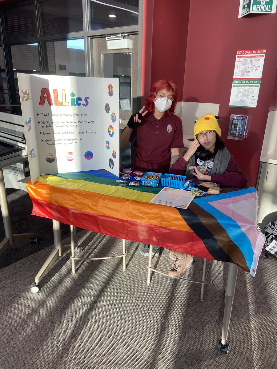 Morton West’s 🌈ALLies club is ready to welcome 8th graders to Freshman Rally tonight! #mortonpride