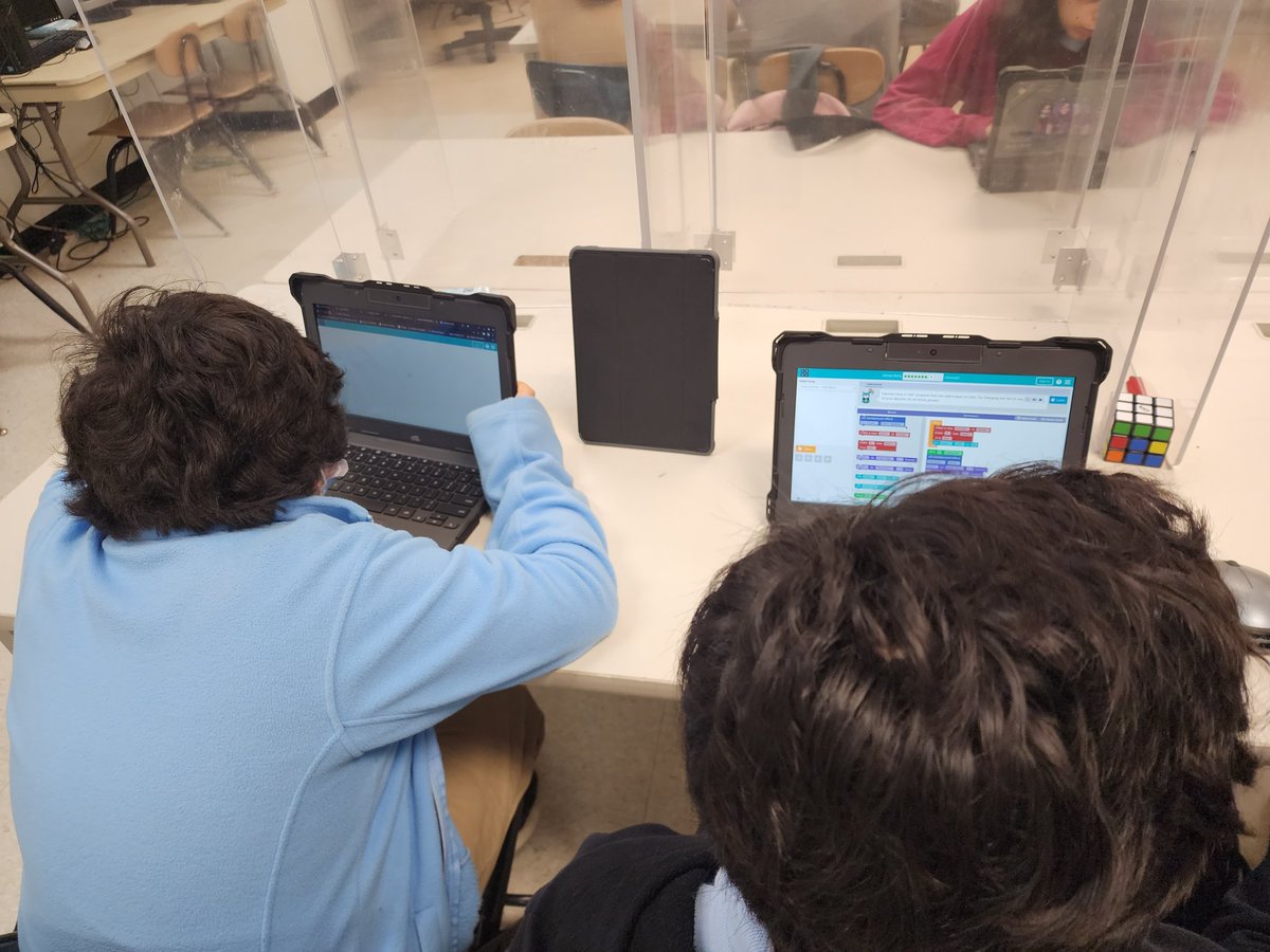 MrMaxwell1999's tweet image. #swiftplay #swiftapps #IOS #CSWeek #chrome #danceparty #6thgrade #8thgrade #starters #12daysofcode #javascript #CSforall #CSforGood #choices #CSCulture #coding #WeareMarshall #galaxy #block #HISD #HISDeCoded #7thgrade #MMAFA @HISD_Inst_tech @hourofcode @dpvils @Apple