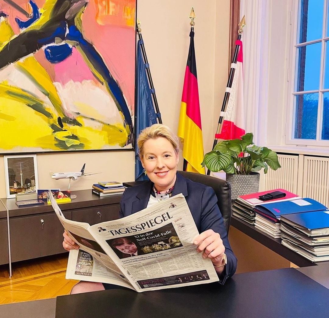 Gischt (formfolgt.bsky.social tweet media