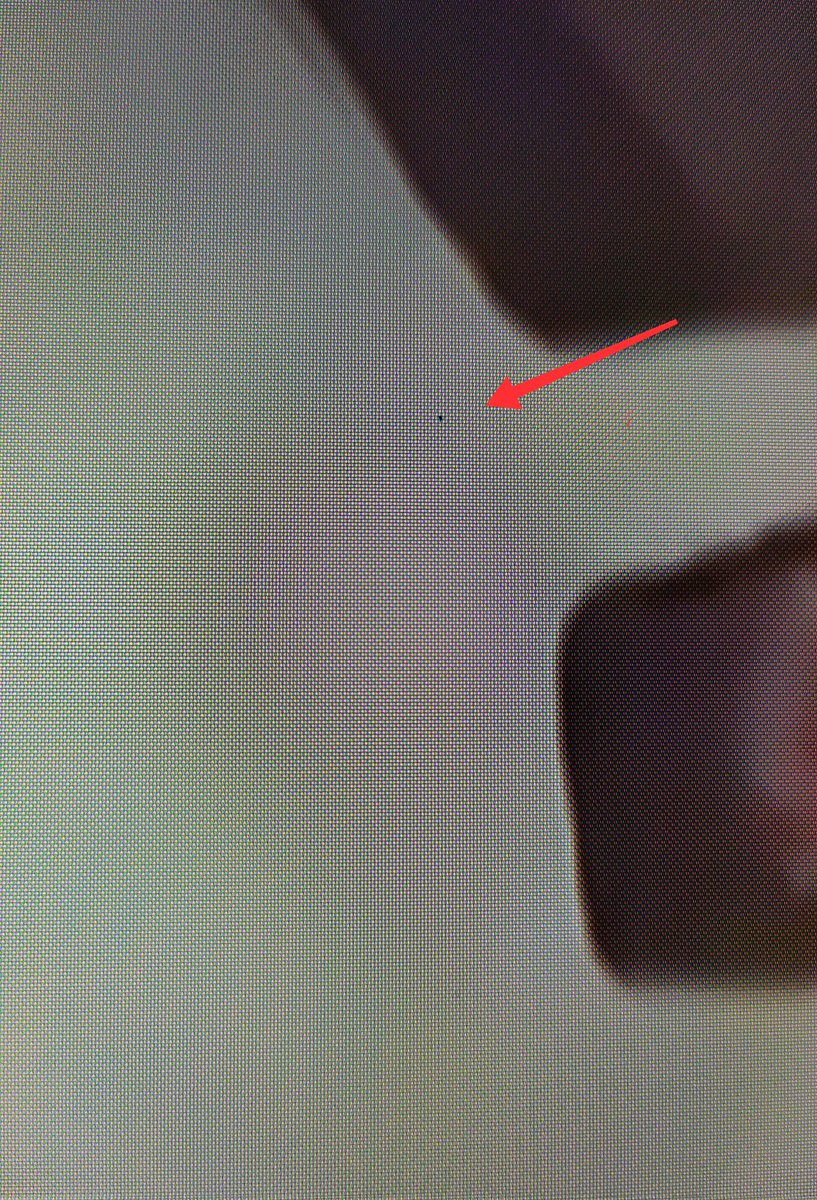 RodrigooPR's tweet image. Lamentável @TCL_OficialBR recebi a TV faz 3 dias e já tem 3 pixels mortos, minha antiga LG tem 10 anos e não apresenta nenhum. Cadê o controle de qualidade? Agora vou ficar no prejuízo? Decepcionado.