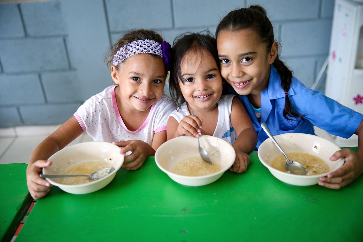 FoodForThePoor's tweet photo. Food For The Poor donors opened their hearts on #GivingTuesday to provide much-needed food for families in desperate need. Donors gave enough funds to provide 9.4 million lifesaving meals. Read more: https://t.co/ciUZljxhGl https://t.co/7EOLGThecS