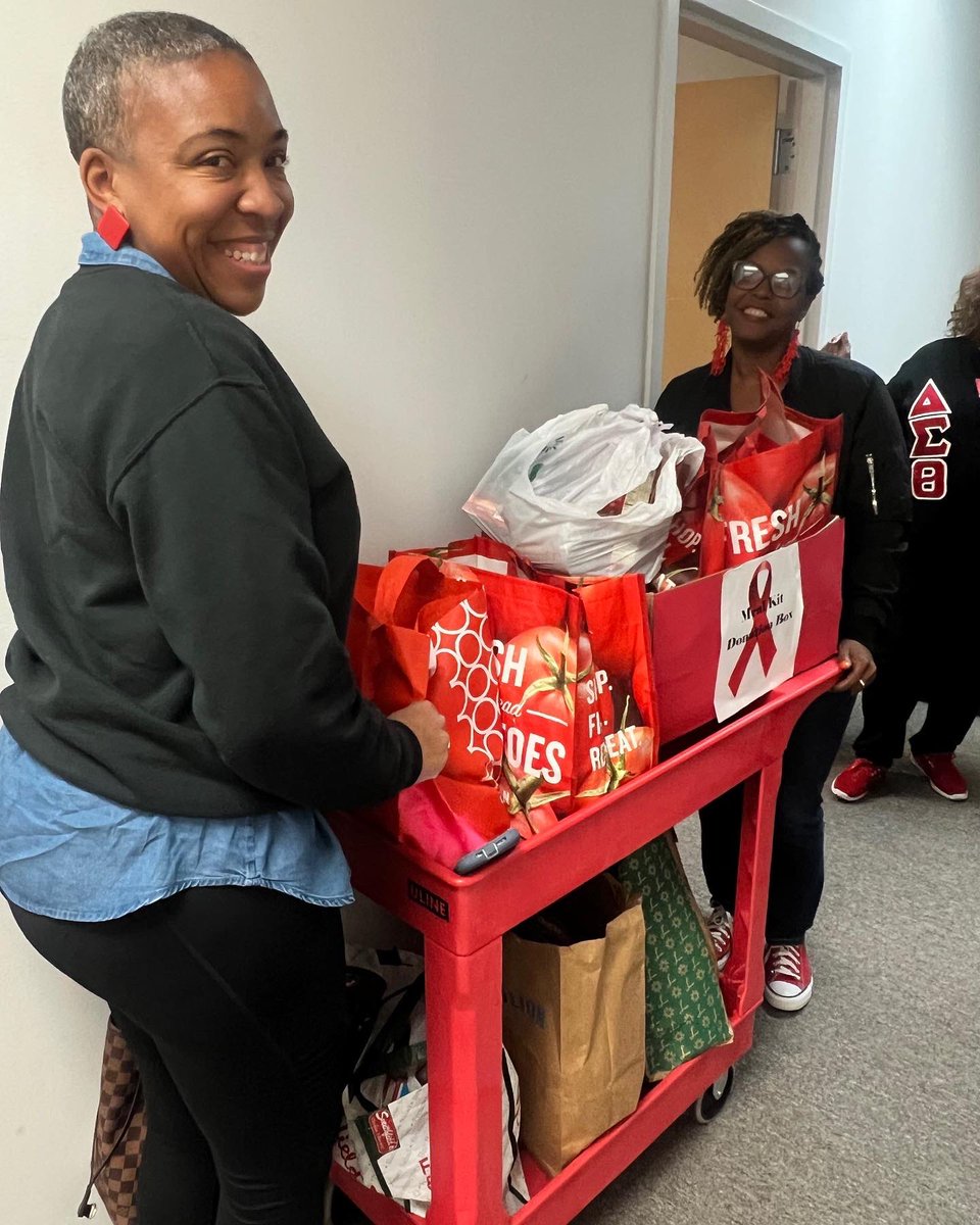 We provided 30+ meal kits to the Alliance of AIDs Services-Carolina food pantry and delivered them to commemorate World AIDS Day. We learned about services provided to our community. Visit aas-c.org to learn more about ways to support the alliance. #WorldAIDSDay