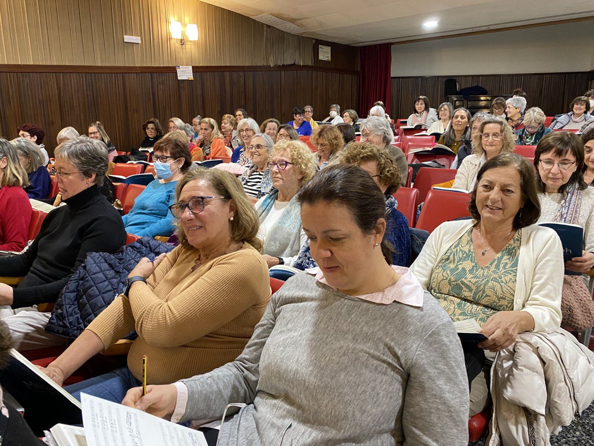 MessiesBcn's tweet photo. #sopranos #messiàniques, digueu-nos si us reconeixeu!
#MessiesParticipatiu
#Messies22
#ensposemnom ?
👇 https://t.co/8UN9XRzdPr