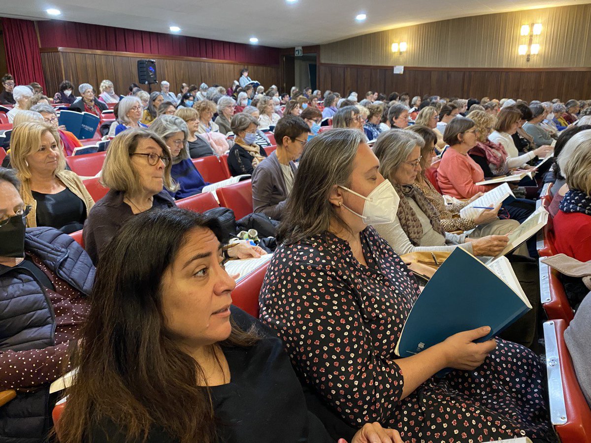 MessiesBcn's tweet photo. #sopranos #messiàniques, digueu-nos si us reconeixeu!
#MessiesParticipatiu
#Messies22
#ensposemnom ?
👇 https://t.co/lCAIcauUDJ