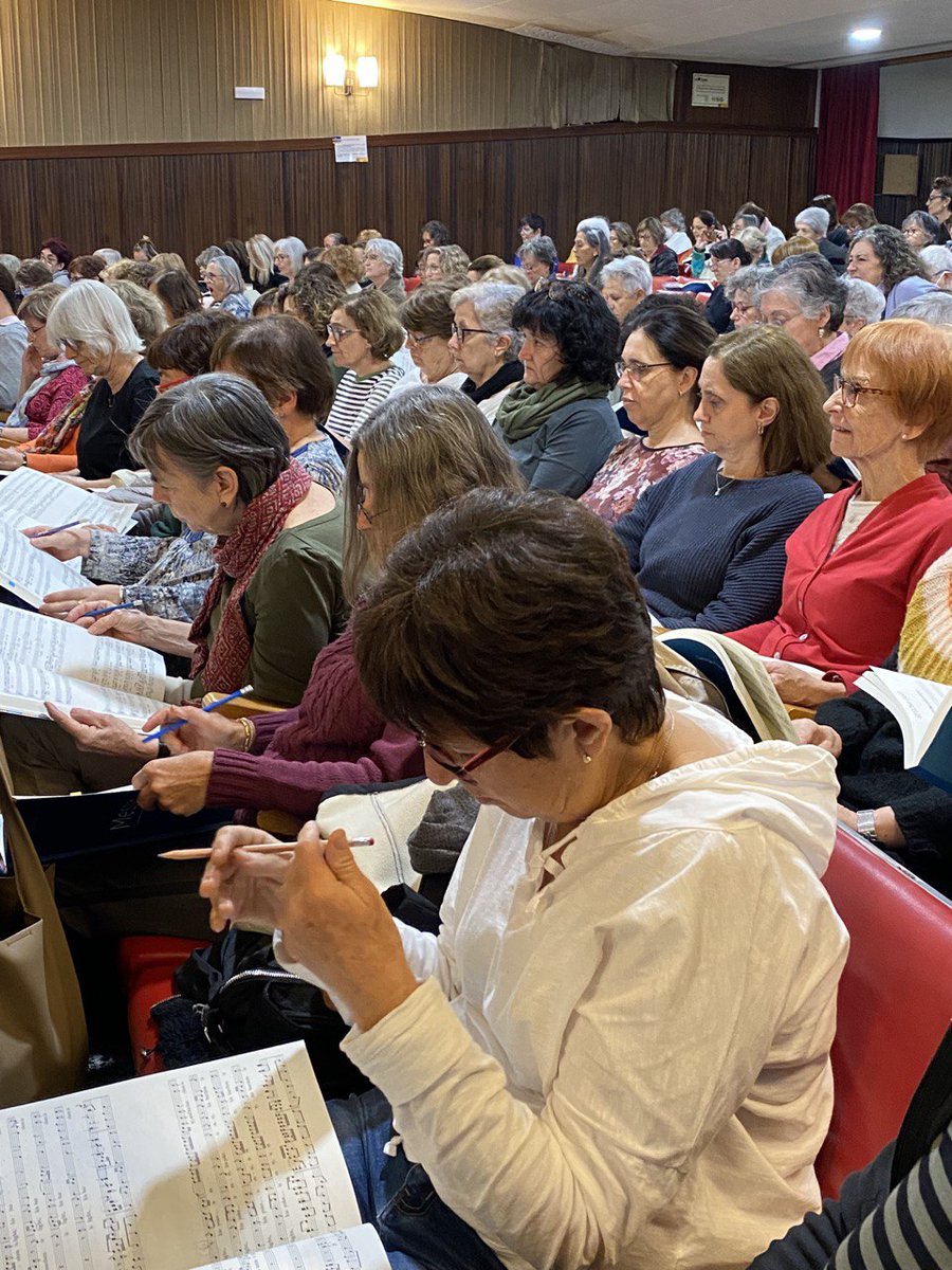 MessiesBcn's tweet photo. #contralts #messiàniques, digueu-nos si us reconeixeu!
#MessiesParticipatiu
#Messies22
#ensposemnom ?
👇 https://t.co/PlX6RZlQaK