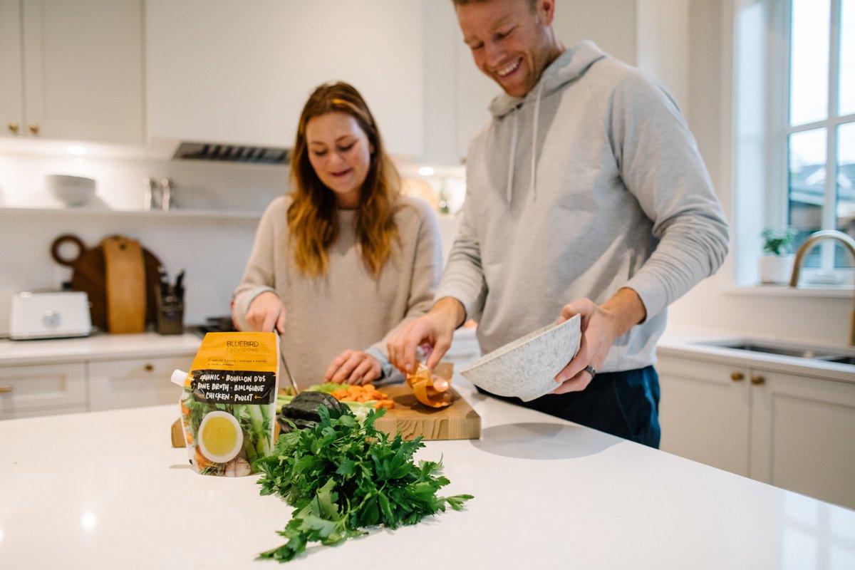 ConnorMeaks's tweet image. I’m looking for the best food &amp;amp; nutrition TikTok Creator.
 
Bone Broth brand in the USA / Canada (Bluebird Provisions)
 
5 videos per week
 
Follow &amp;amp; reply with your portfolio and I'll DM you application link. 

#ugc #ugccommunity #UGCcreator #ugcwork