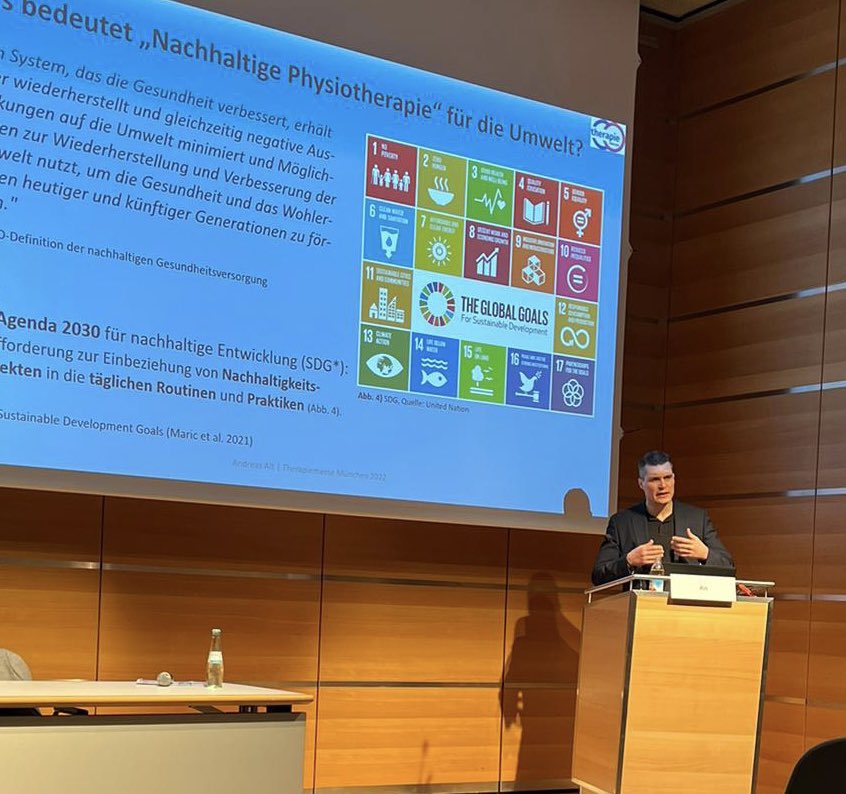Andreas_Alt_PT's tweet photo. Nachtrag zum Seminar über „Die #physiotherapie & ihre Zukunft“ bei der #therapiemesse München
🎥 https://t.co/NbwIZ0VKTl & PDF 👉🏿 https://t.co/ex9FkOjOVC
Herzlichen Dank für das Interesse 🙏🏿@pt_Zeitschrift @EnviroPhysio #wirsindtherspie #physio2future #healthforfuture https://t.co/SOzP0HX59V