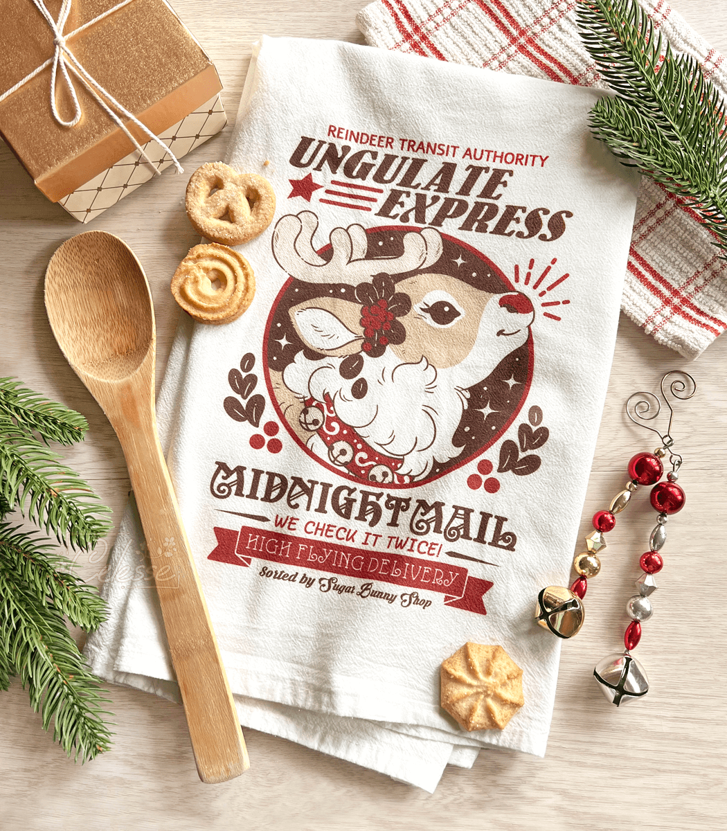 The Ungulate Express rides again! 🔔🦌🎀 Reindeer garlands, sweatshirts, gift tags, greeting cards and more are now up in the shop! 💖 