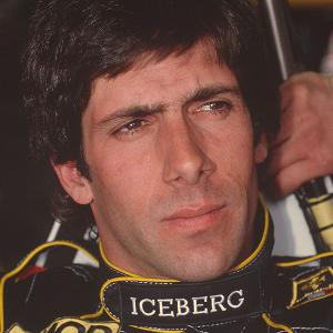 F1_AlmostMoves's tweet image. Dallara's 1988 seat was decided between 3 drivers: Alex Caffi, Stefano Modena and Paolo Barilla. The team decided to go for Caffi, as he had a season of F1 experience, and despite that he was the youngest of the three.
#F1 #Formula1 #RetroF1