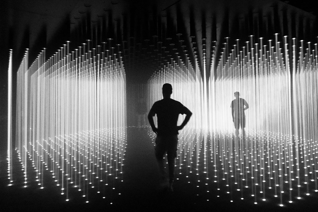 maxrichtermusic's tweet photo. Living Room is now open @artbasel
With music by Max, reflect on the human body and immersive digital realities.
By @RandomStudio_
Commissioned @AoristArt
In partnership with @faenaart
📷 Esteban Schunemann
#randomlivingroom #artbasel #maxrichter #randominternational https://t.co/4nAVeCYtLQ