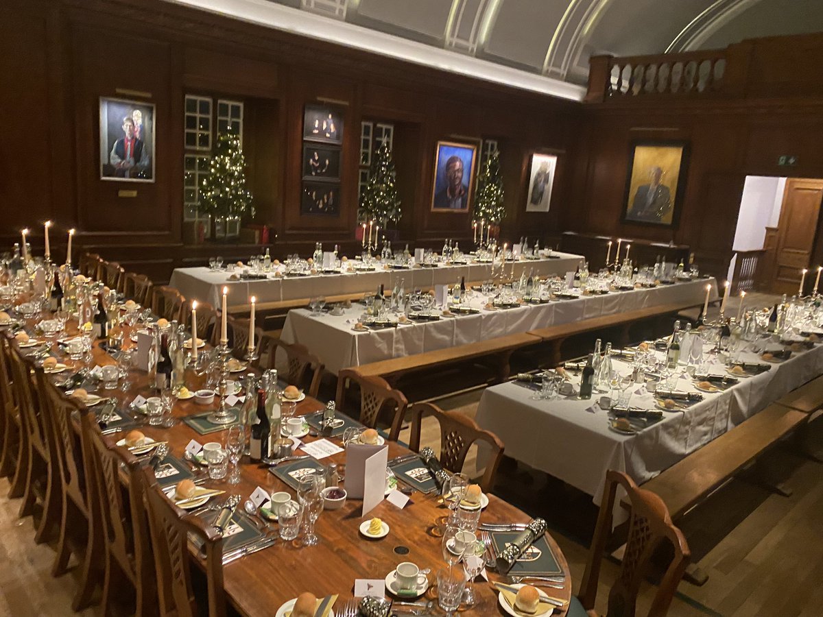 baughan_tony's tweet photo. Christmas time @SPC_Oxford with @EifionDavies12 @GShankryta and team. Amazing place to work amazing team to work with. Definitely building something special #christmas #chef #standards https://t.co/5Lelyh9cqc