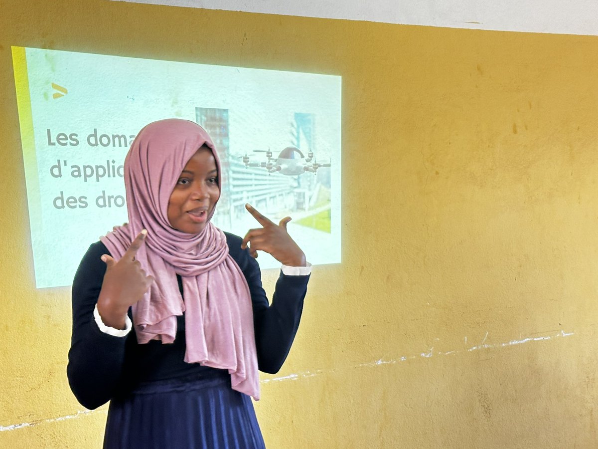 RobotsMali tweet media