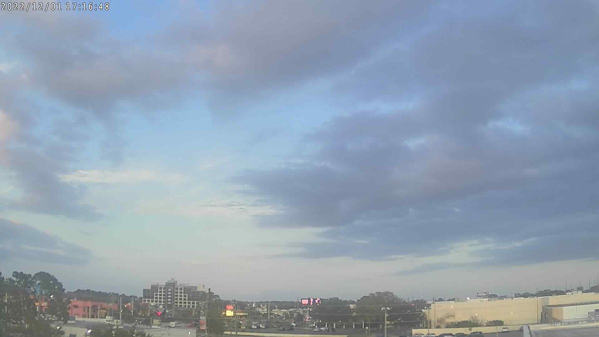 WMFEWeatherSTEM's tweet image. FPR 90.7 WMFE Orlando at sunset and it's 71.1 F.