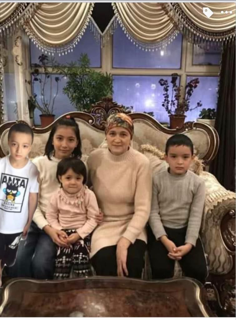 AbduwelA's tweet photo. Identified victims in #UrumqiFire November 24, 1 HAIERNISHAHAN ABUDUREHEMAN. Her kids

2.Shehide Memeteli F13 years old 
3.Imran Memeteli 11 M
4.Abdurrahman Memeteli 9 M
5.Nehdiye Memeteli 5
Another family 
Elzat Eiz 14M
Third family 
Gulbahar F 30s, she died with her two kids https://t.co/EDneplWYLZ