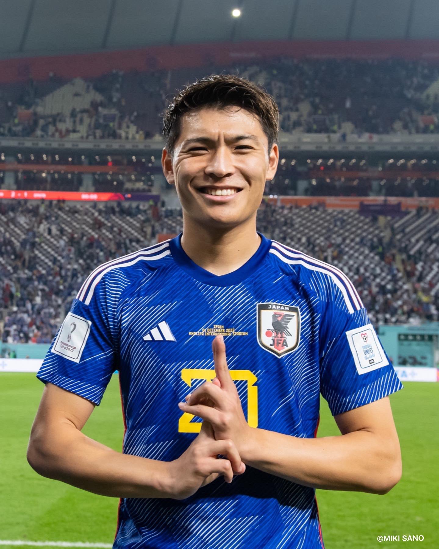 当店だけの限定モデル 湘南ベルマーレ #18 町野修斗選手 日本代表記念